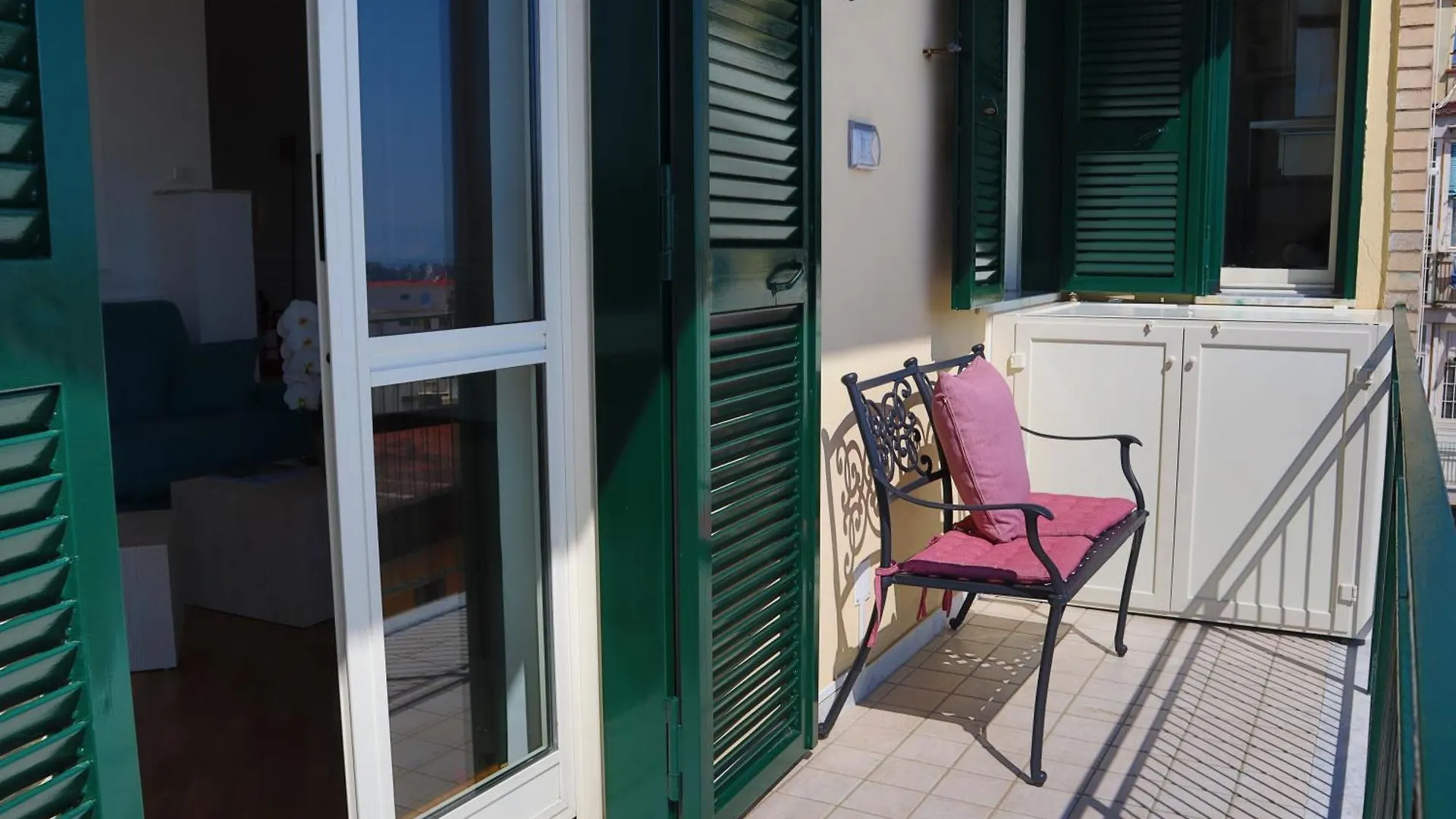 Diana Panoramic Apartment Naples Italy
